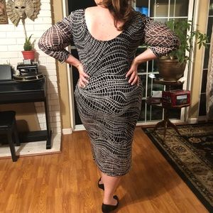 ECI size XL giraffe print black and white dress